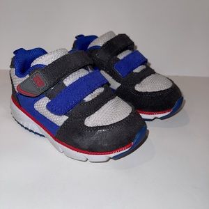 Stride Rite Made 2 Play Kash Sneaker Toddler